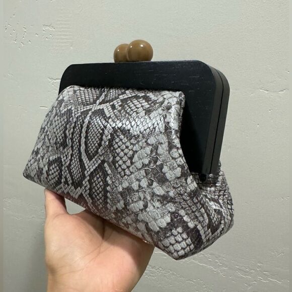 Snake Embossed Leather Handmade Wooden Frame Clutch, Wristlet, Crossbody Bag - Picture 13 of 16